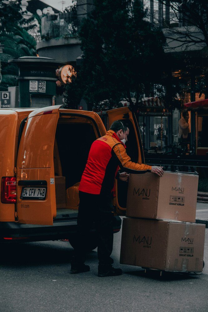 Hospitality courier Service